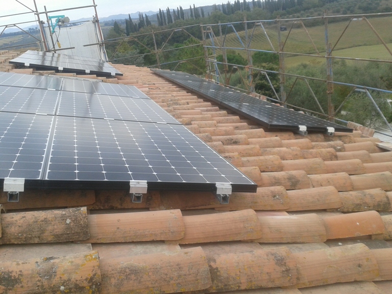 Impianto Fotovoltaico Lightland SunPower con moduli X21 a Siena Toscana