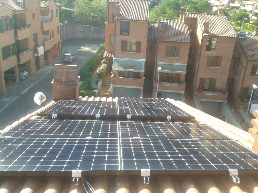 Impianto Fotovoltaico SunPower Lightland E20 Incisa Figline Firenze Toscana