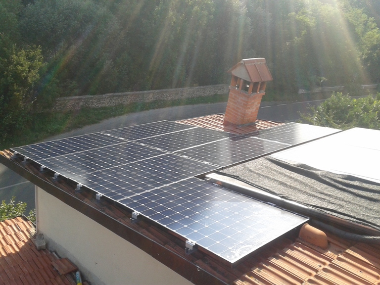 Impianto Fotovoltaico Vicchio Firenze con moduli E20 della SunPower